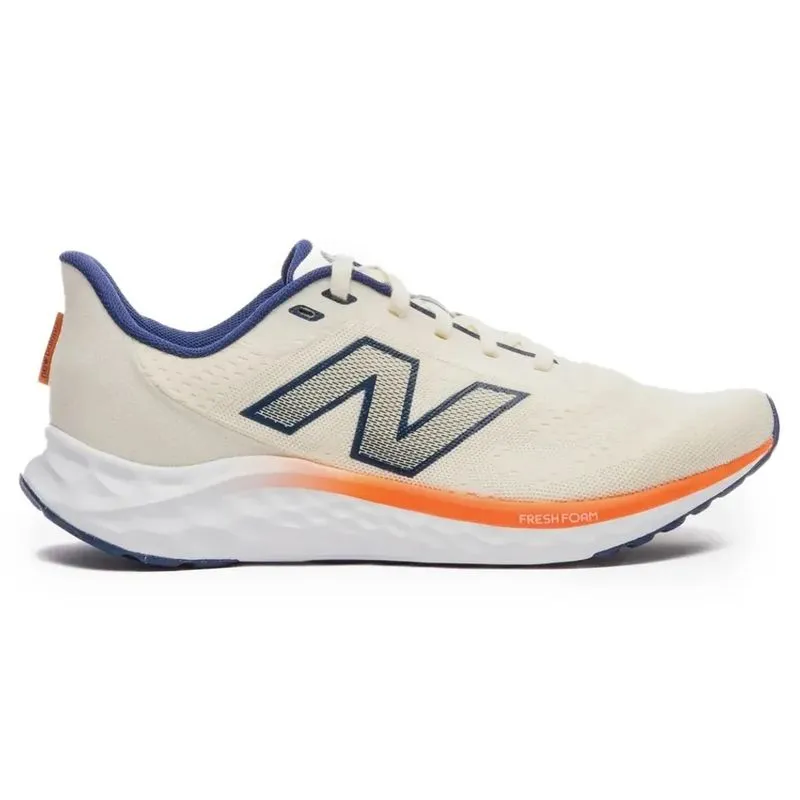 Tênis New Balance Fresh Foam Arishi v4 Masculino Off White Corrida 41