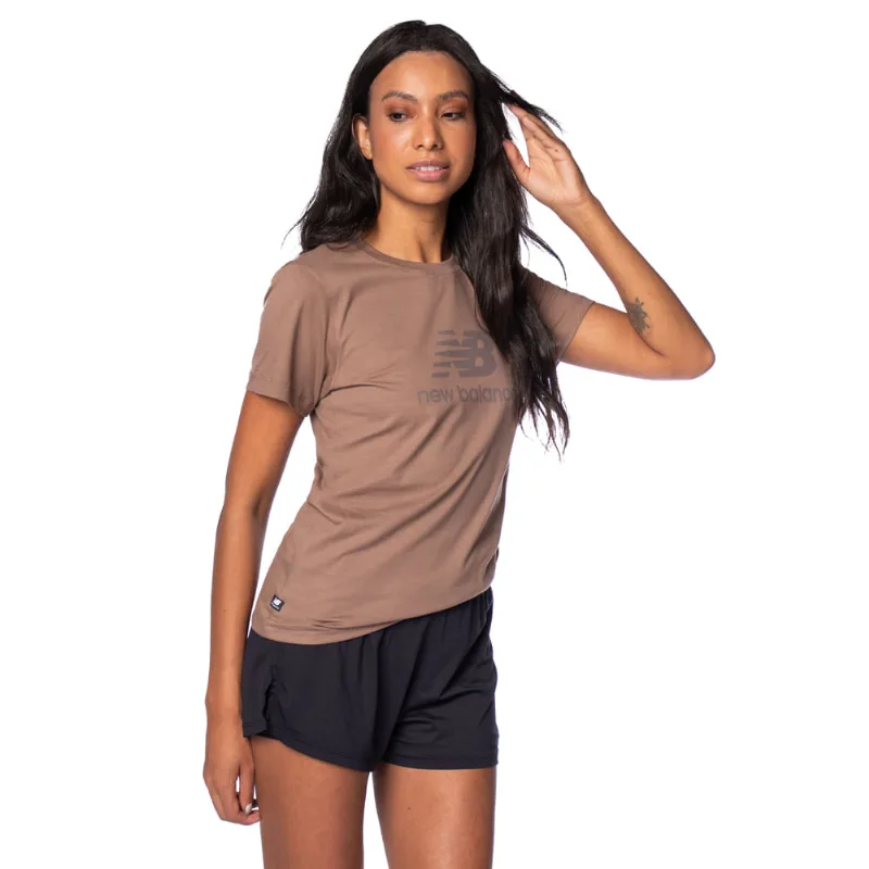 Camiseta Feminina New Balance Essentials Estampa Marrom - GG