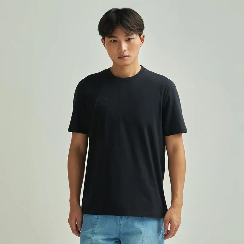 Camiseta Masculina Umbro Essential GG