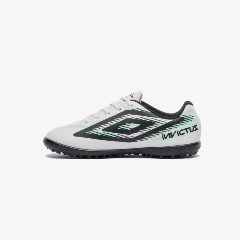 Chuteira society umbro invictus jr