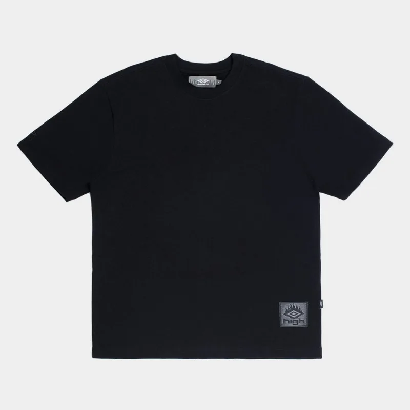 Camiseta Umbro X High Street Unit - Unissex - Preto
