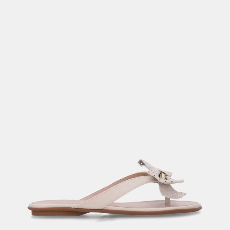 Chinelo Saara Panna - 52216900 36