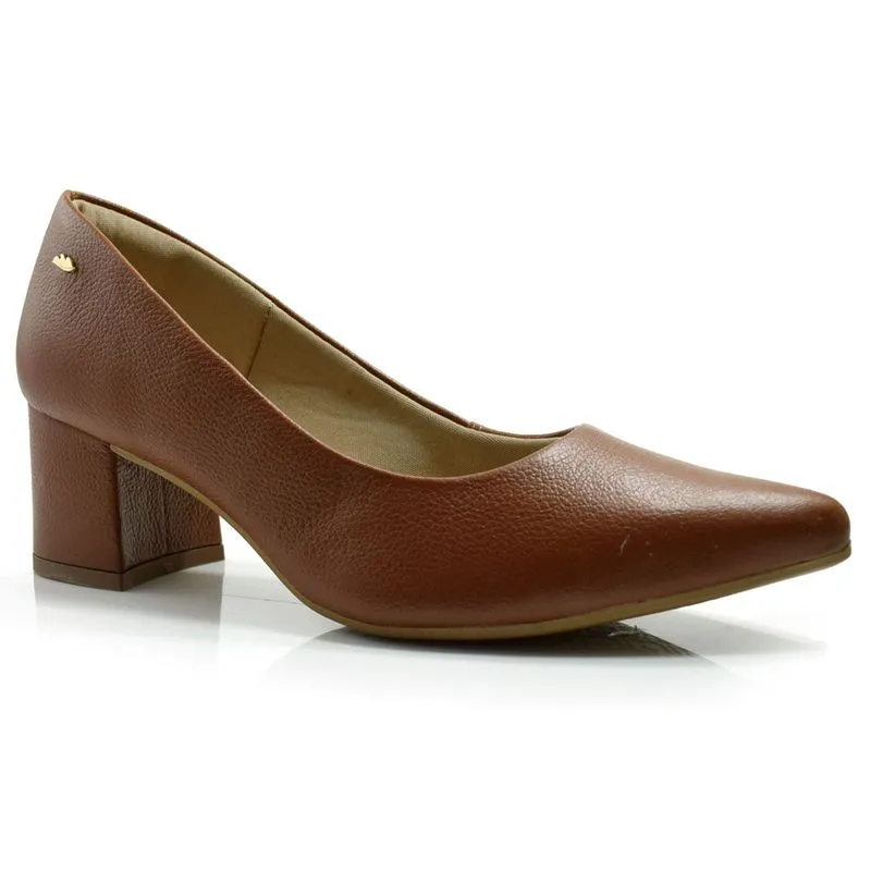 Scarpin em Couro Feminino Dakota Marrom G5181 37