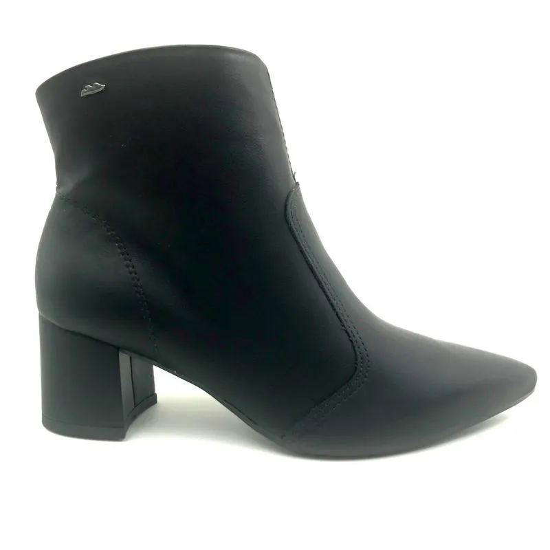 Bota Dakota Salto Baixo Bico Fino Preta 141