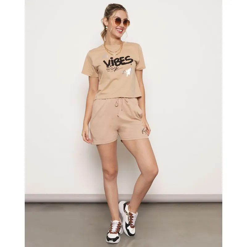 Short Feminino Moletinho Bolsos Bege Claro P