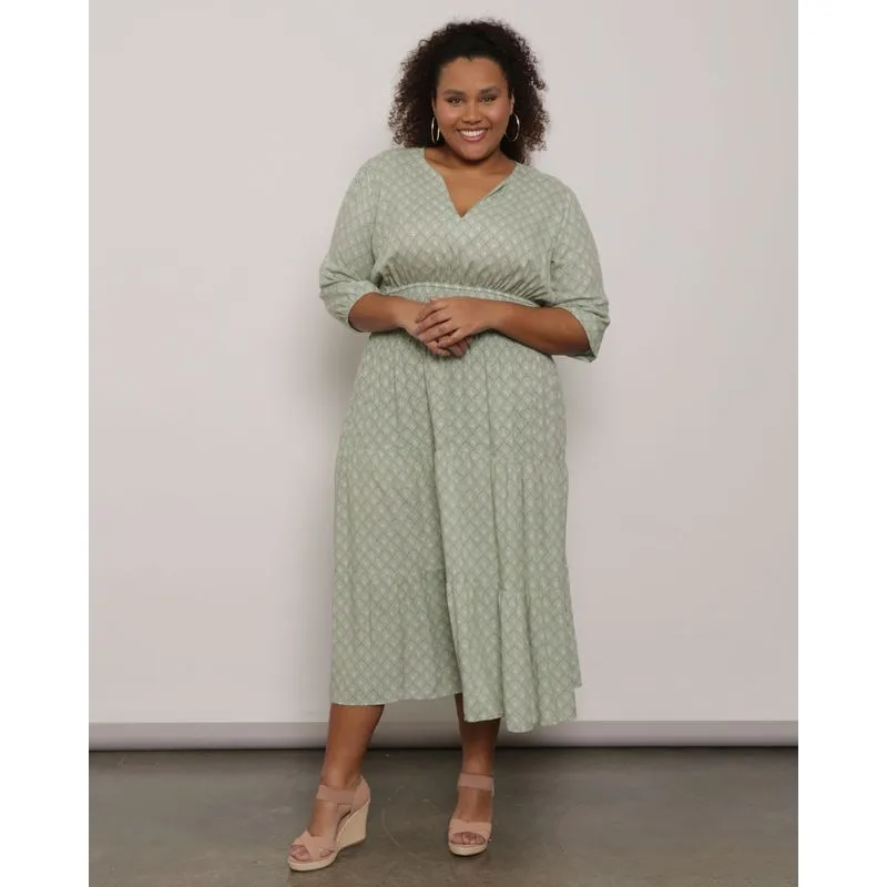 Vestido Feminino Plus Size Berry & Co. Estampado Verde G1