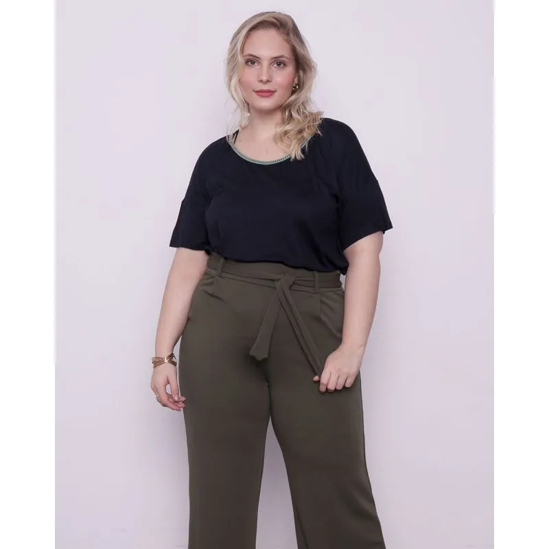 Blusa Feminina Plus Size Detalhe Crochê Preta G2