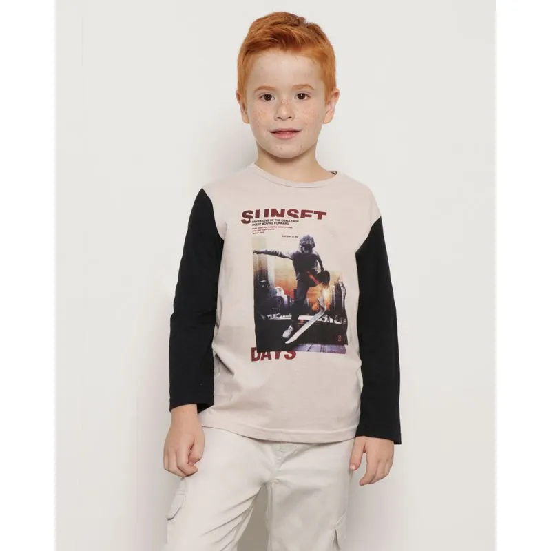 Camiseta Infantil Manga Longa Estampa Skate Bege Claro 6