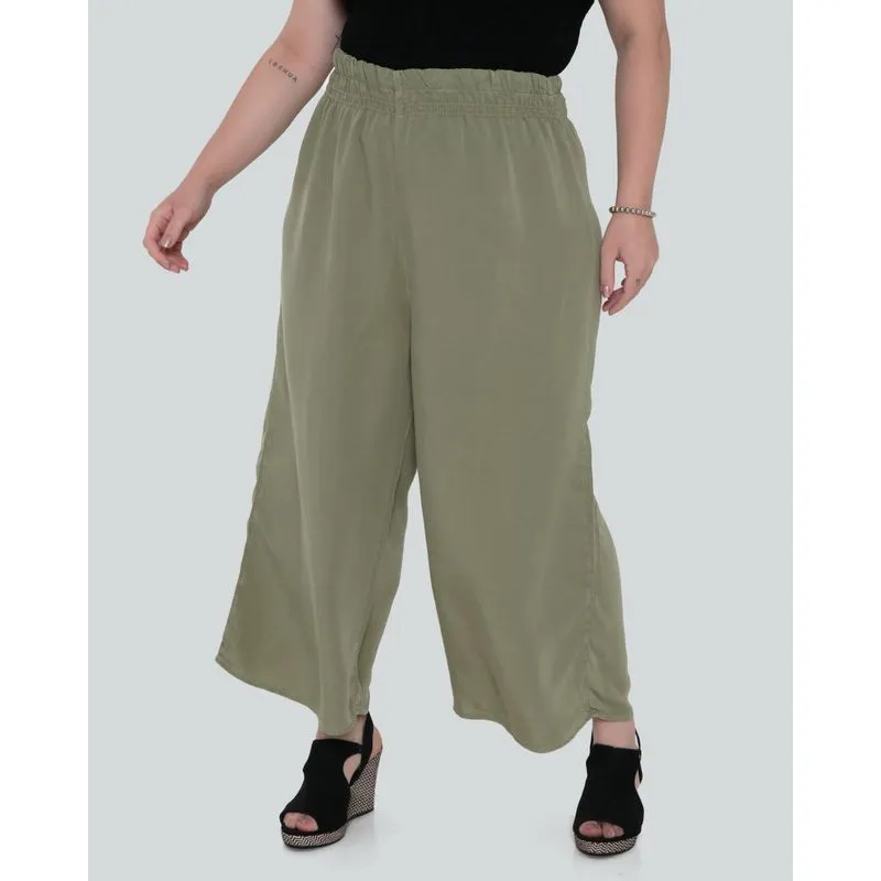 Calça Plus Size Pantacourt Liocel Verde Médio 48