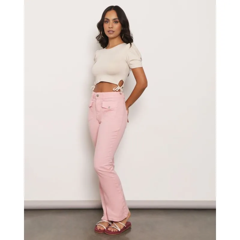 Calça Feminina Sarja Flare Bolsos Frontais Rosa 46