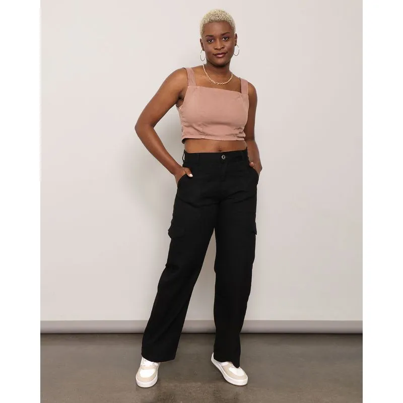 Calça Sarja Feminina Wide Leg Bolsos Cargo Preta 40