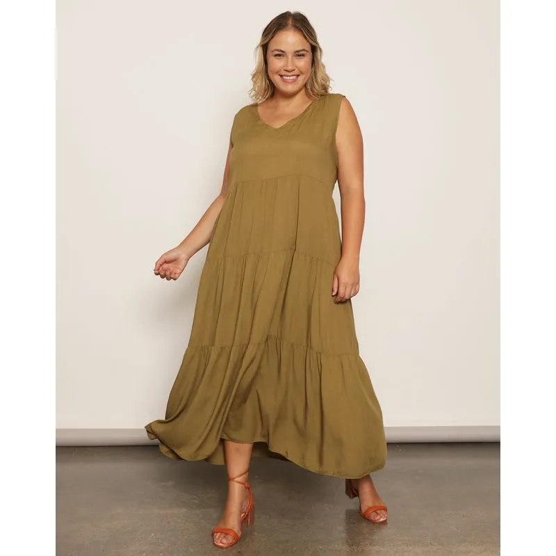 Vestido Plus Size Feminino Berry & Co. Longo Três Marias Verde UN