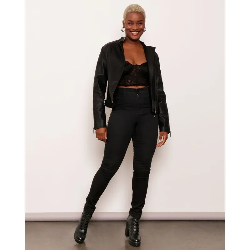 Calça Feminina Sarja Sawary Hot Pants Preta 44