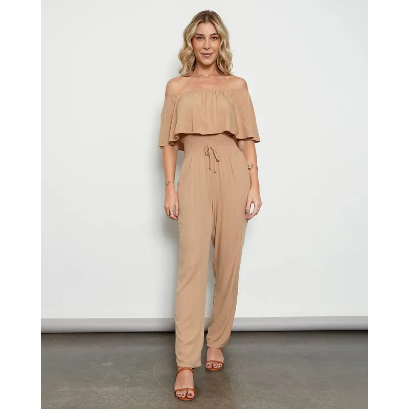Macacão Feminino Ciganinha Berry & Co. Viscose Bege M