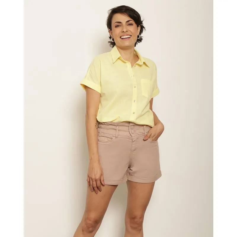 Camisa Feminina Berry & Co. Gola Dobrável com Botões Amarela M
