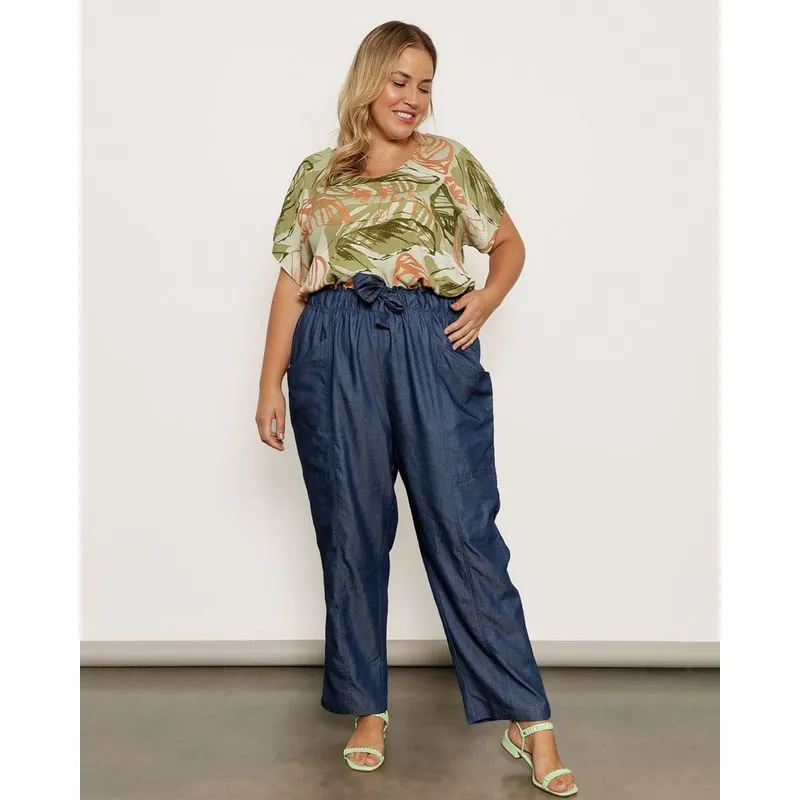 Calça Plus Size Feminina Berry & Co. com Bolsos Azul G2