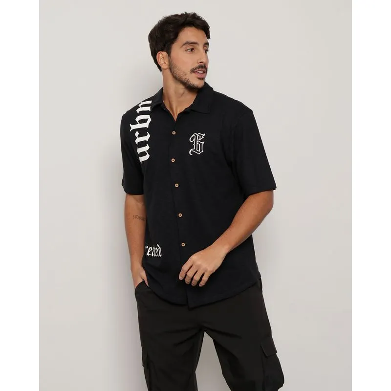 Camisa Masculina Manga Curta Estampa e Bordado Preta G