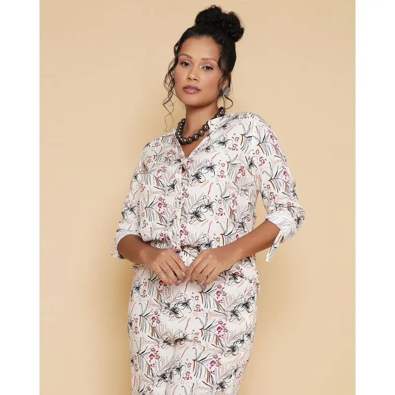 Camisa Feminina Gola Padre Berry & Co. Estampa Floral Off White M