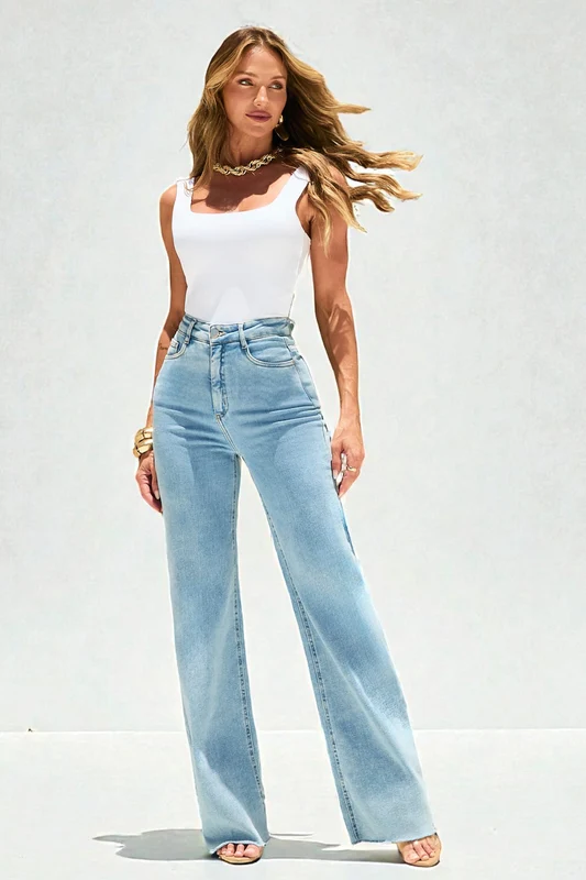 Calça Jeans Wide Leg Basic Cintura Super Alta Barra Corte a Laser Clara Jeans Médio / 36 / Extra Curto