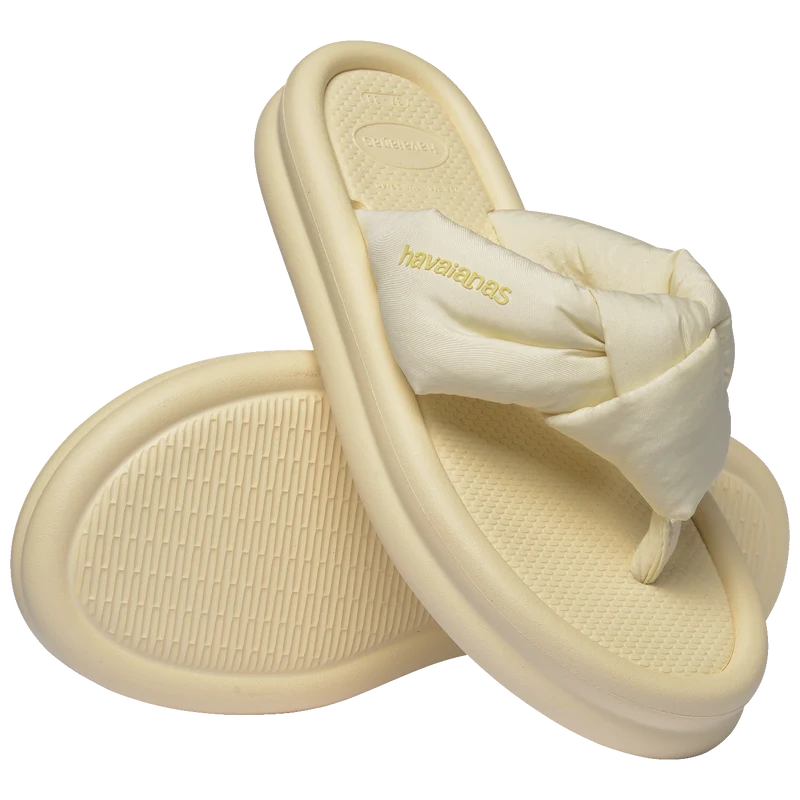 Chinelo Havaianas Over Puffed Creme / 41/42 - Havaianas