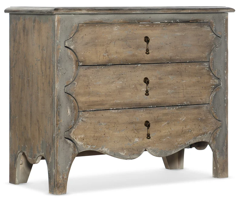 Hooker Furniture - Ciao Bella Bachelors Chest - 5805-90017-87 Grey / 18" X 40" X 33"