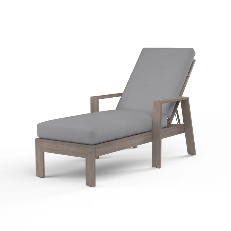 Sunset West - Laguna Chaise Lounge - Driftwood Finish - SW3501-9 Canvas Granite / 77.01" X 31.1" X 39.37"