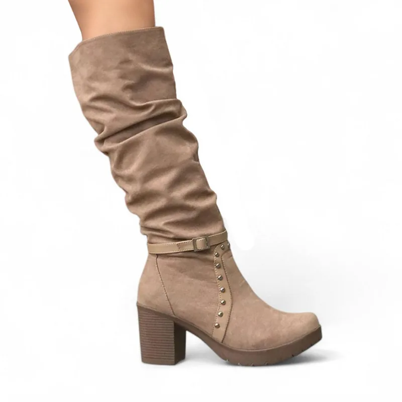 Botin Mujer Gamuza Taco 7 2086L-65 Color Beige Talla 39