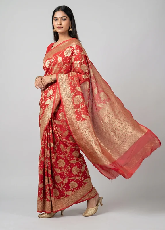 Red Handloom Pure Georgette Saree With Blouse Piece One Size