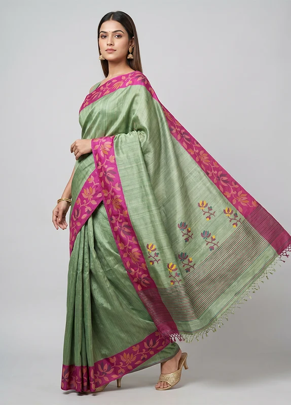 Green Handloom Matka Pure Silk Saree With Blouse Piece One Size