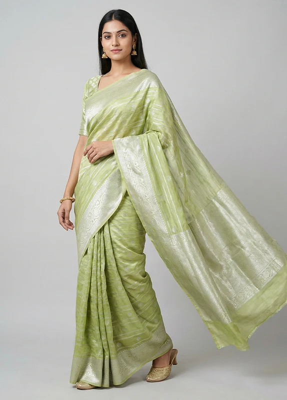 Green Uppada Silk Saree With Blouse Piece One Size