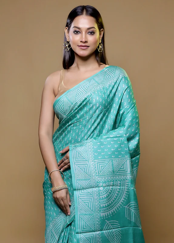 Green Tussar Silk Saree With Blouse Piece Onesize