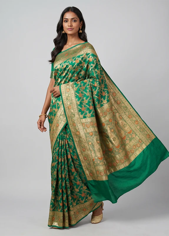 Green Handloom Banarasi Pure Silk Saree With Blouse Piece One Size
