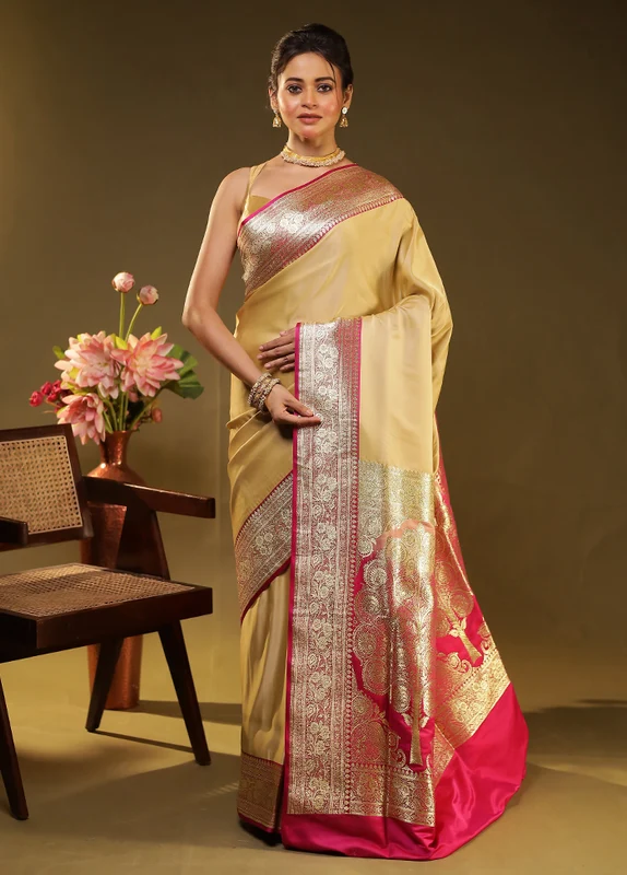 Cream Banarasi Silk Saree With Blouse Piece One Size