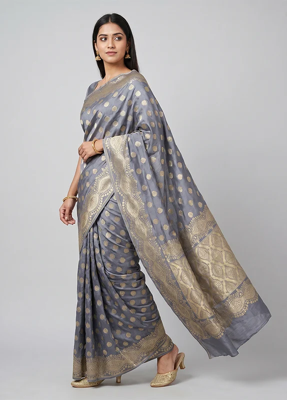Grey Uppada Silk Saree With Blouse Piece One Size
