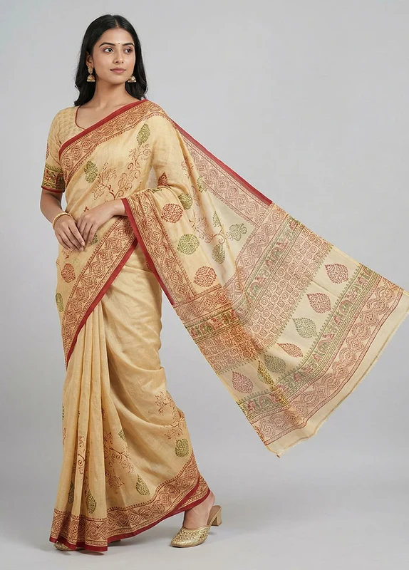 Yellow Printed Silk Saree Without Blouse Piece One Size