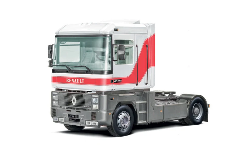 1/24 Renault AE500 Magnum Hobbyco