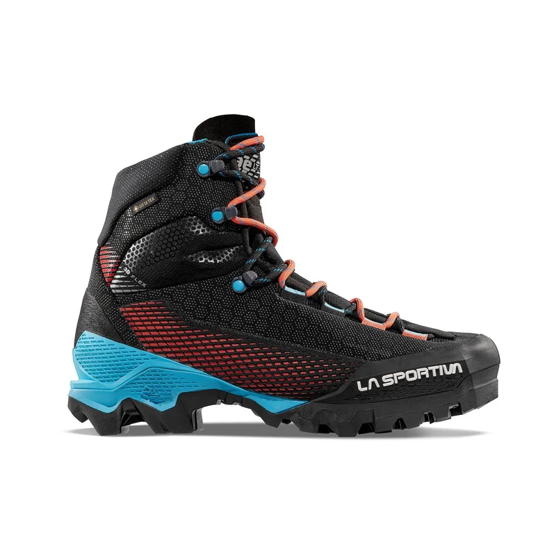 La Sportiva Women's Aequilibrium ST GTX Black/Hibiscus / 37.5