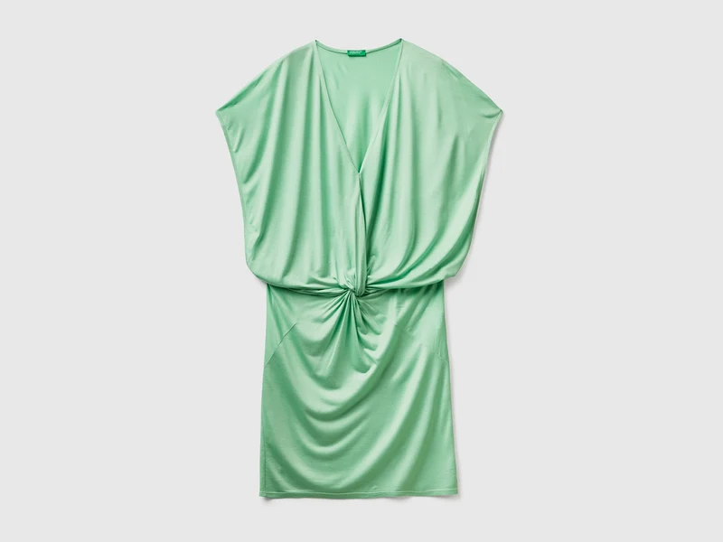 Abito corto copricostume realizzato in pura e fluida viscosa XS