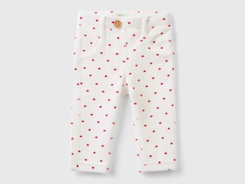 Pantaloni con stampa cuori in ciniglia 56