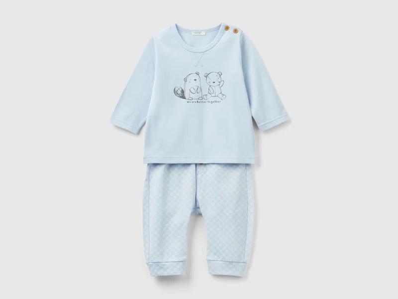 Caldo completo t-shirt e pantaloni 82