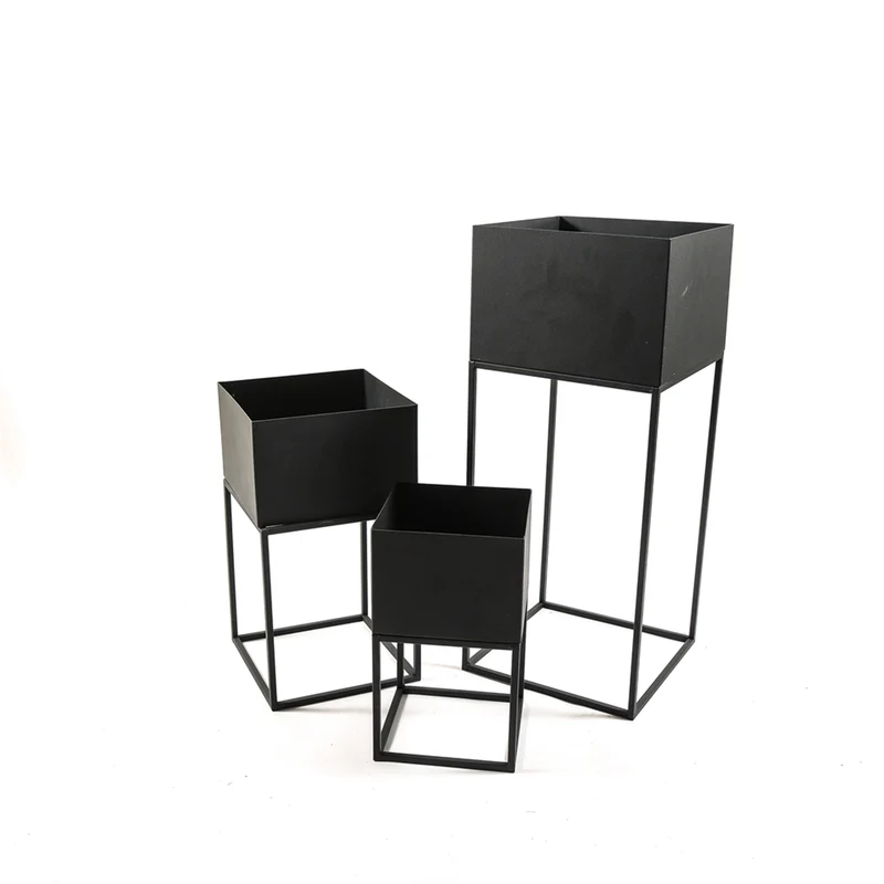 Set 3 Fioriere porta vaso in metallo da interno ed esterno arredamento Moderno Nero