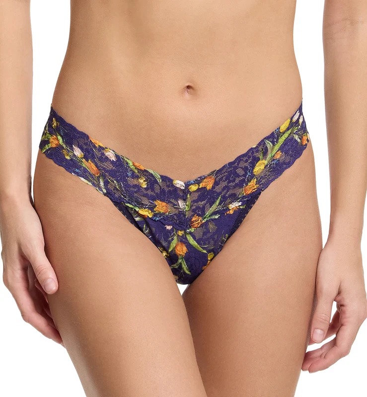 Hanky Panky Signature Lace Printed Low Rise Thong (PR4911P) - Central Park One Size