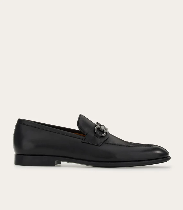 Ferragamo - Men's Loafers With Gancini Ornament Nero 3 / 11