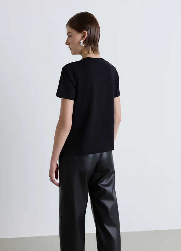 T-shirt con applicazione strass L