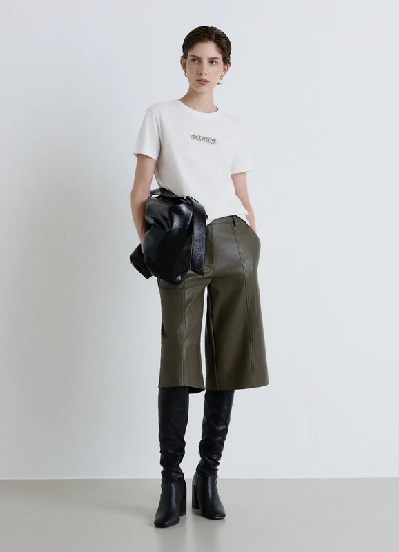 T-shirt con applicazione strass M