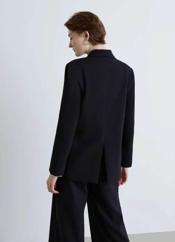 Blazer monopetto con spalle larghe S