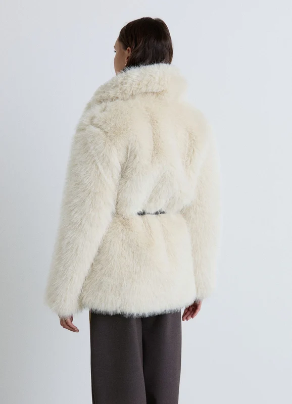 Cappotto effetto peluche con cintura XXL