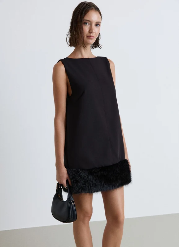 Vestito corto smanicato con bordo effetto peluche S