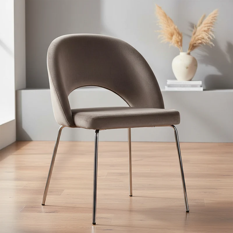 Sedia "Scacchi" in velluto Grigio con gambe Argento h 83 cm arredamento moderno Confezione da 1 pezzo