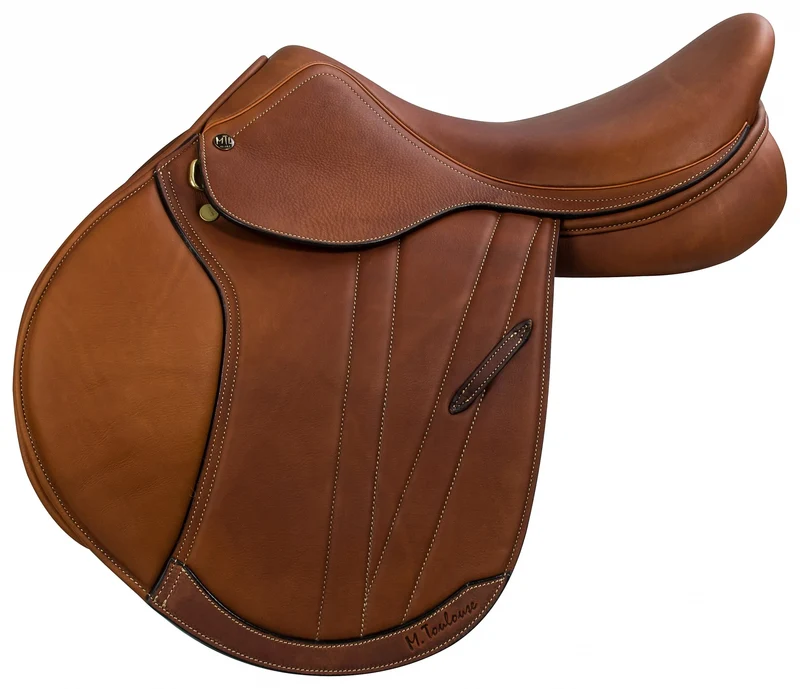 M. Toulouse Phoenix Artisan Close Contact Saddle with Genesis Natural / 17.5 Long Flap